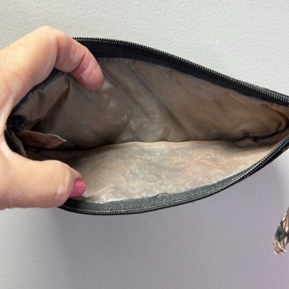 Vera Bradley Rare Laurel Pattern Pencil Bag - Picture 3 of 3